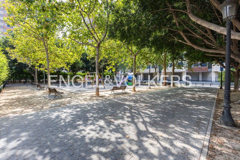 Foto d6398e43-2c00-4455-a4a9-903d86b9d965. Alquiler piso práctica vivienda con garaje en urbanización valturia en Valencia