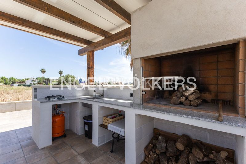 Foto 29e72594-12d1-457b-8642-7403befa96ad. Casa amb calefacció aparcament a La Punta Valencia