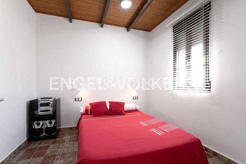 Foto 86509d69-77b3-423f-9a03-77dfa98e2aa2. Casa amb calefacció aparcament a La Punta Valencia