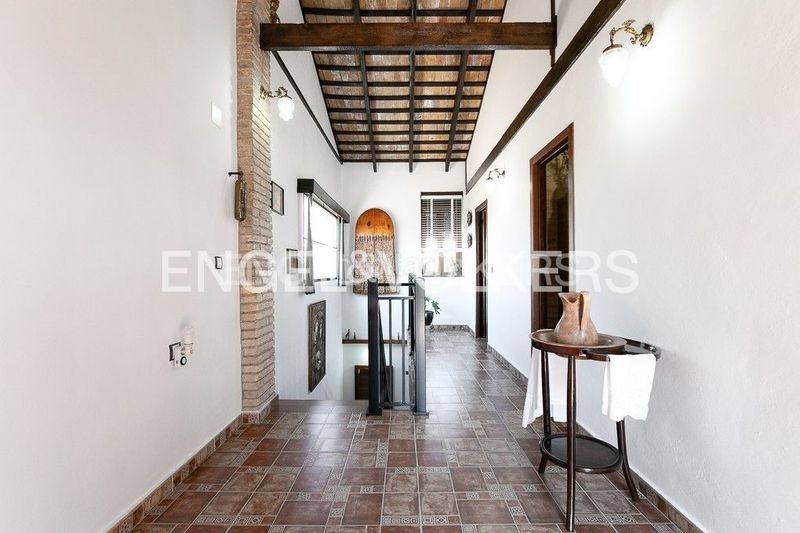 Foto f53dd5fc-246a-4993-b50e-7aac9352fbc0. Casa amb calefacció aparcament a La Punta Valencia