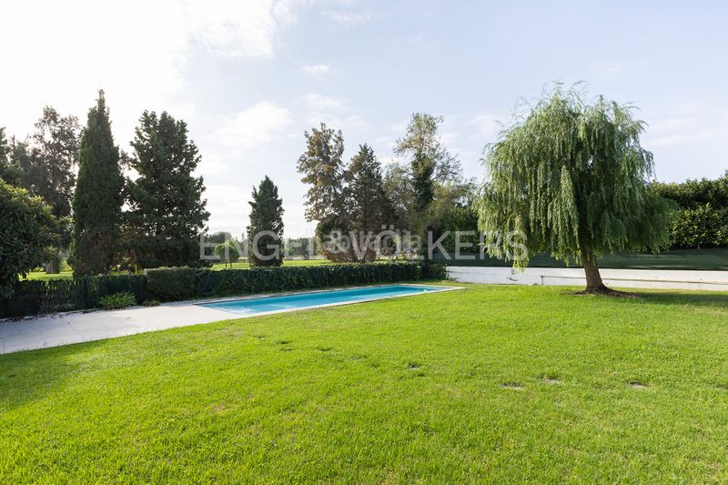 Foto f4f0025c-05ca-4f25-b365-9d0d6f57edbb. Lloguer casa amb calefacció aparcament piscina a Bétera