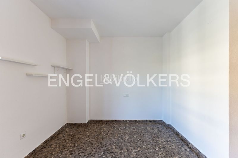 Foto dc435679-45bd-4ba9-98a2-cec480d79945. Casa adossada amb calefacció aparcament piscina a Sagunt