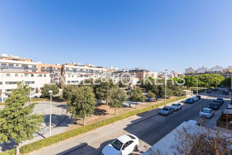 Foto dd661a95-bdde-4b2c-85a0-c31e20460201. Casa adossada amb calefacció aparcament piscina a Sagunt