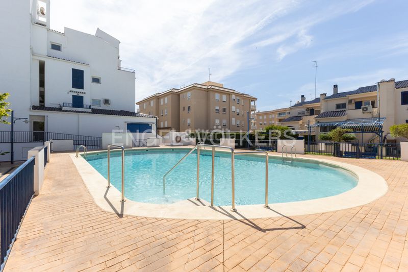 Foto 0c29ba75-ee1d-4d06-8b7a-e17627b9a4a9. Alquiler casa adosada adosado para corta estancia en canet den berenguer en Canet d´en Berenguer