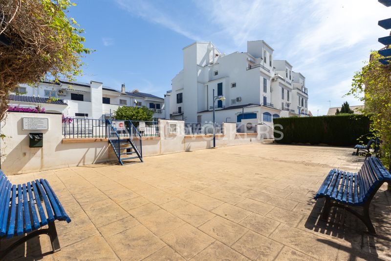 Foto 4f71d584-949c-44aa-b479-e3212551311c. Alquiler casa adosada adosado para corta estancia en canet den berenguer en Canet d´en Berenguer
