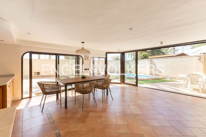 Foto 4cfb5cc4-b05c-4910-9d32-81592b45790b. Affitto casa con riscaldamento parcheggio piscina in Pobla de Farnals (la)