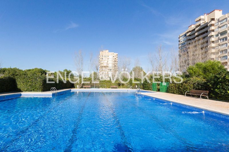 Foto 011bcf07-f4db-4279-843a-1189a1f3b0e3. Pis amb calefacció piscina a El Saler Valencia