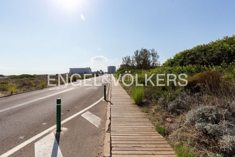 Foto c41b84c4-e8d1-4cc2-9a75-f5647dd8f0a3. Pis amb calefacció piscina a El Saler Valencia