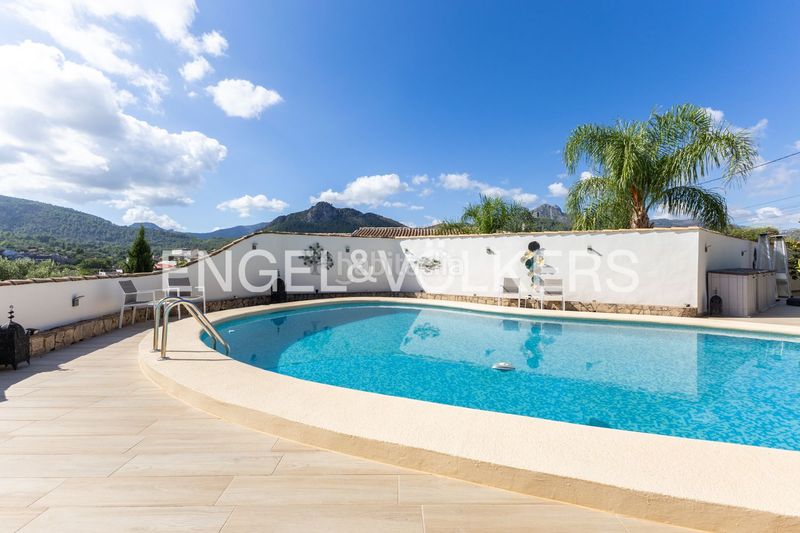 Foto 66bd5ad1-6871-4afd-bcca-b1081ebf75e4. Haus mit heizung parking pool in Orba