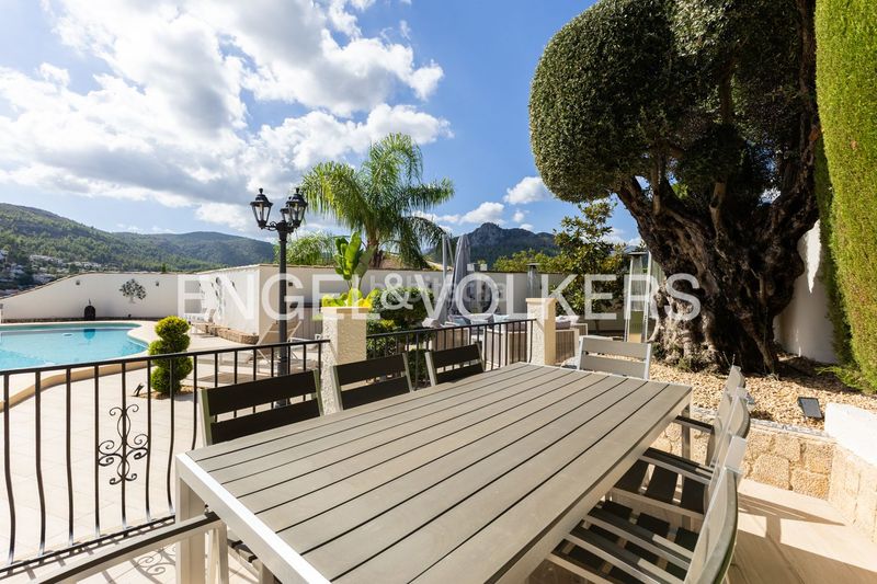 Foto f9287f36-b563-44d7-843c-da311c8c02c1. Haus mit heizung parking pool in Orba