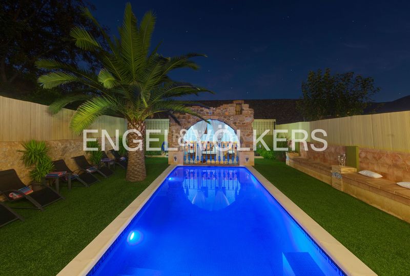 Foto 26ddb3e9-1f05-47d6-b932-d00a70d5521e. Casa amb calefacció piscina a Xaló