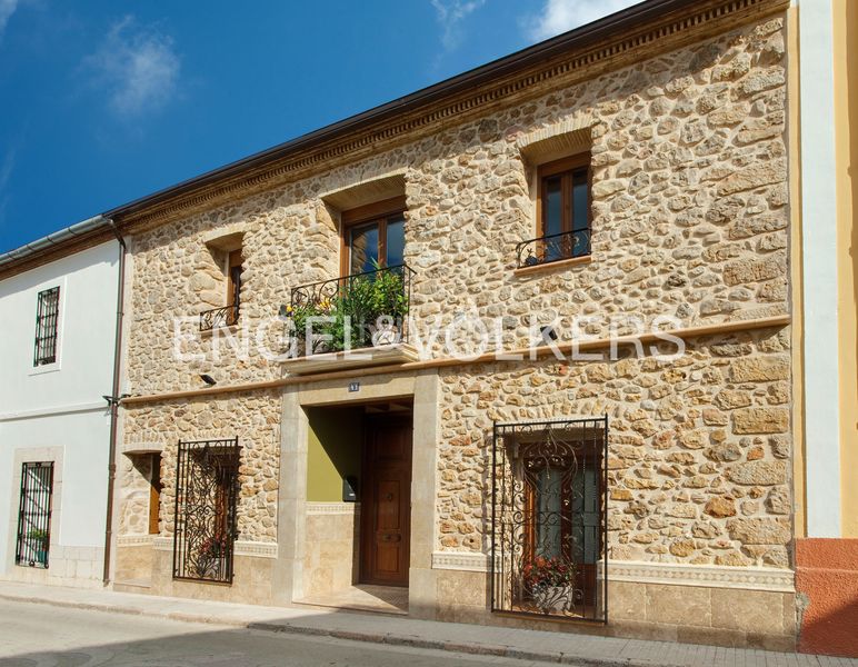 Foto d0c1cd6c-e4dd-4235-81de-10022c3baac4. Casa amb calefacció piscina a Xaló