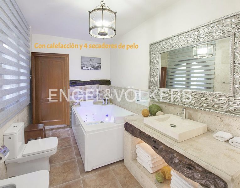 Foto d2a92ad4-2a81-4515-b53d-4e016fce581d. Casa amb calefacció piscina a Xaló