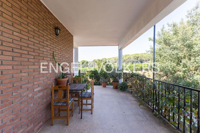 Foto 09c57a74-2916-4026-bba1-7b1329023a43. Casa amb calefacció aparcament a Carcaixent