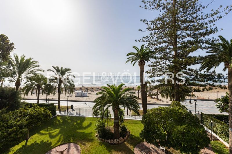 Foto 52ad9948-4695-473c-bcba-203a74785213. Etagenwohnung mit heizung parking in Voramar Benicasim / Benicàssim