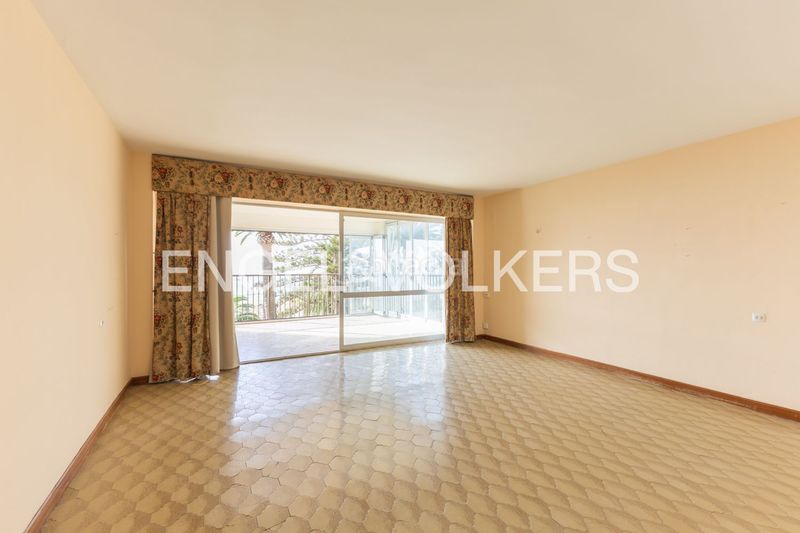 Foto 9c1b83b8-7c78-4b6e-8d92-eca889f3a8bf. Etagenwohnung mit heizung parking in Voramar Benicasim / Benicàssim