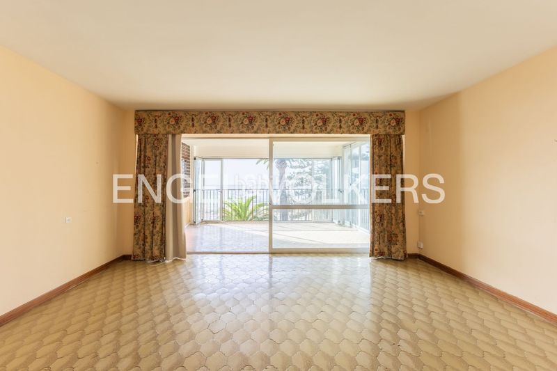 Foto f9f609e8-fe2d-413b-ac16-7515f2175db6. Etagenwohnung mit heizung parking in Voramar Benicasim / Benicàssim