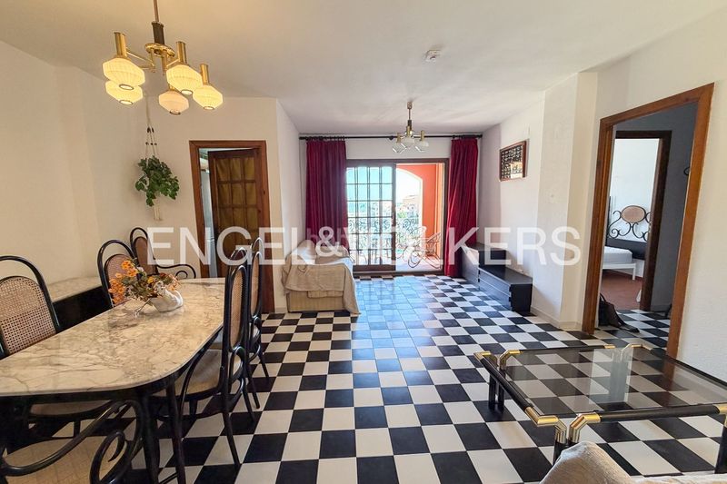 Foto ce5dcde3-e3a1-4c4e-a377-c2e87fc97863. Affitto appartamento con riscaldamento in Port Saplaya Alboraya