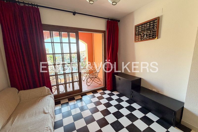 Foto 78e90dc1-fc09-471c-b124-c302840d75cd. Rent flat with heating in Port Saplaya Alboraya
