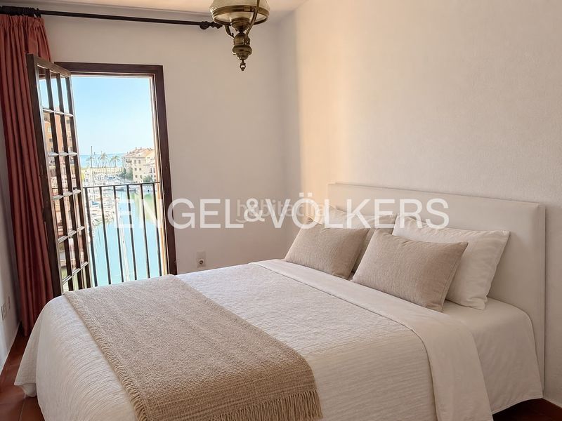 Foto 9f22b4ba-336c-43cf-b1cd-0edec9828a92. Rent flat with heating in Port Saplaya Alboraya