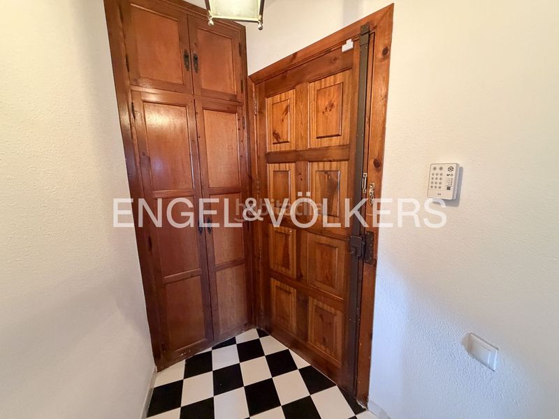 Foto f64db3f3-0881-4cd0-840b-846ae0059eda. Rent flat with heating in Port Saplaya Alboraya