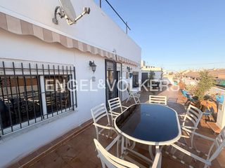 Location Attique à Torrefiel. Magnífico ático con terraza para corta estancia en torrefiel
