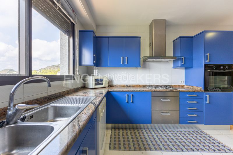 Foto 3eba0dc6-115e-4d22-924b-250be0e22bb3. Alquiler casa exclusiva villa con impresionantes vistas al mar en la corona, jávea en Xàbia