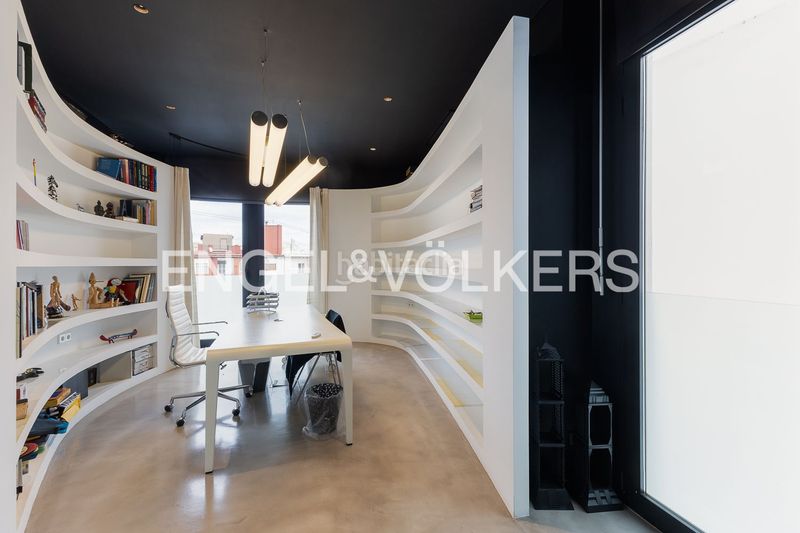Foto 06cd7ef8-a34f-489e-bceb-c3bac74c36aa. Rent flat with heating parking in Russafa Valencia