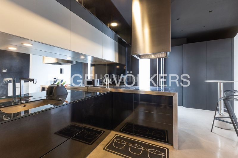 Foto 5e0b1759-5e11-4215-a39a-8678155300b5. Rent flat with heating parking in Russafa Valencia