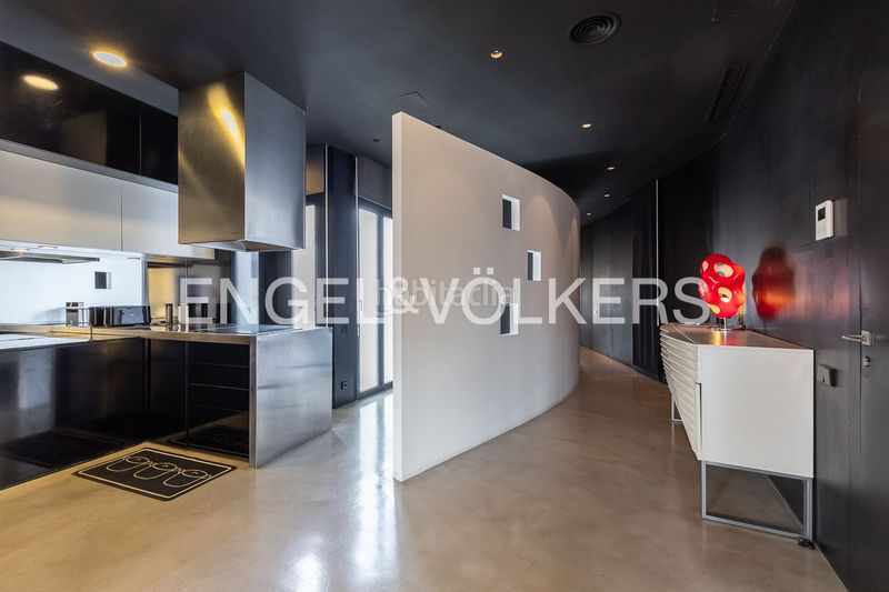 Foto 98d74a72-4222-48f2-a64d-aca8451ad7ef. Rent flat with heating parking in Russafa Valencia