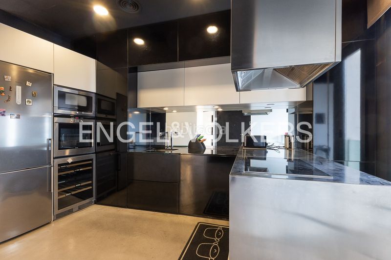 Foto abaea450-fc2f-4005-bdaa-5d1fd26e204f. Rent flat with heating parking in Russafa Valencia