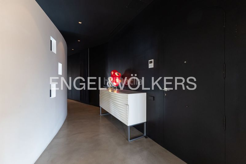 Foto f00dc913-9bee-43fe-824c-06f46bf2604b. Rent flat with heating parking in Russafa Valencia