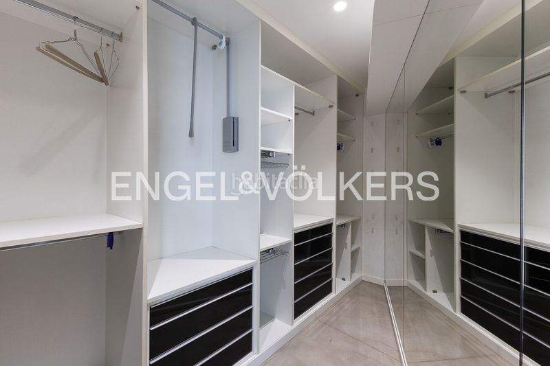 Foto fae41be7-0223-4e3d-b8a0-9c82c1e55d44. Rent flat with heating parking in Russafa Valencia