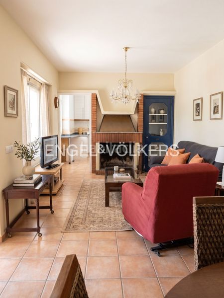 Foto f72f8413-f3df-494e-b957-0aedffcb9f74. Casa amb calefacció aparcament a Parcent
