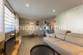 Semi detached house in La Torre-Playa de Chilches. Un refugio junto al mar elegancia y confort en el grao de moncof