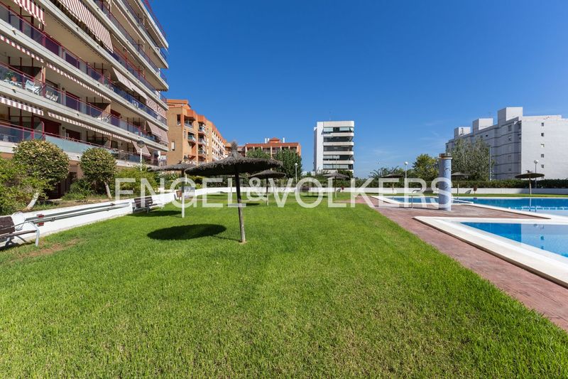 Foto 0906173d-2f06-468e-94fb-25023b73a975. Pis amb calefacció aparcament a Platja de la Pobla de Farnals Pobla de Farnals (la)