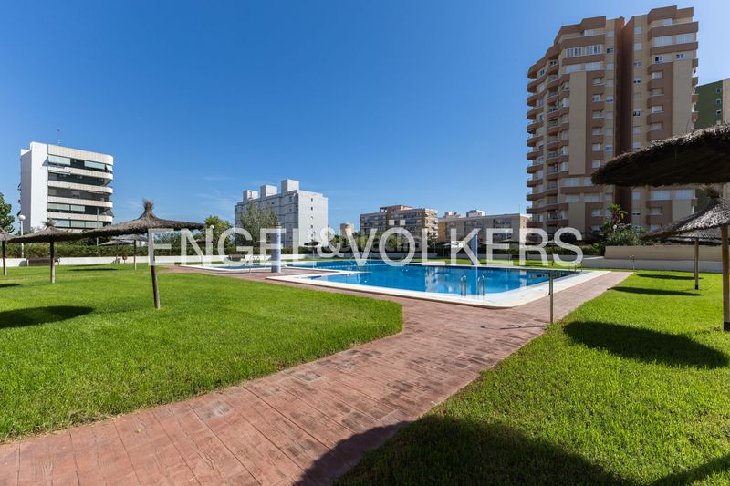 Foto ab891001-5698-4842-971c-5b86210c0ff2. Pis amb calefacció aparcament a Platja de la Pobla de Farnals Pobla de Farnals (la)