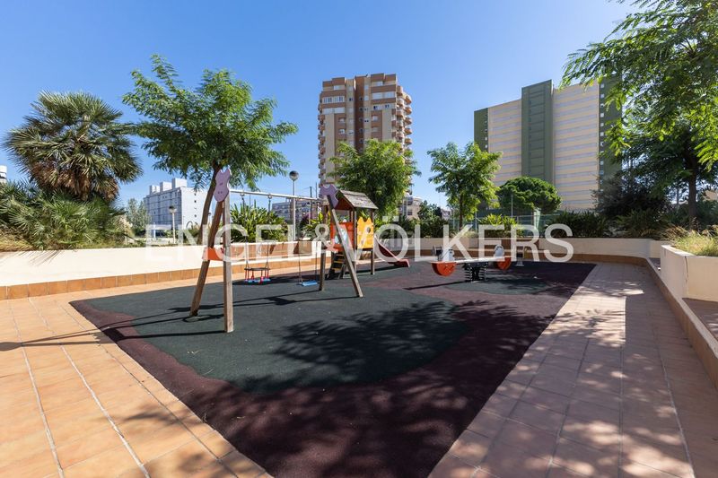 Foto fada717c-df6f-47b4-ac71-15ae3699248e. Pis amb calefacció aparcament a Platja de la Pobla de Farnals Pobla de Farnals (la)