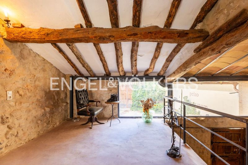 Foto cbe114f5-b6c7-4bb8-8ae3-dcf5693d595a. Casa a schiera in Utiel