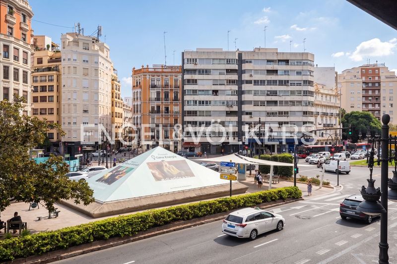 Foto cf24ffd3-1b63-40b0-af18-d92982cee89d. Pis amb aparcament a Arrancapins Valencia