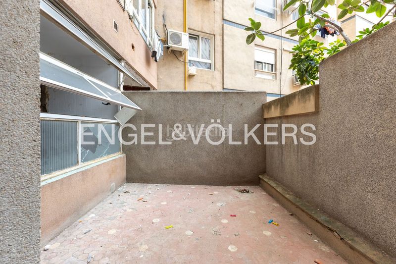 Foto cf6ee0eb-997e-4f20-bbd5-320c90a80a3f. Pis amb aparcament a Arrancapins Valencia