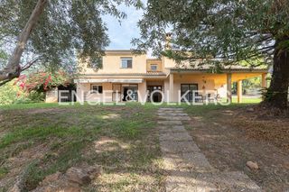 Location Maison  Polígono 2 parcela 127 ponera. petres (valencia). Chalet independiente con amplia parcela y piscina en petrés