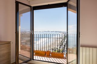 Lloguer Pis  Avenida l'horta. Exclusivo piso para larga estancia en port saplaya