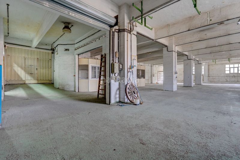 Foto e435d618-a7ee-46b4-a268-e12c44547c54. Bâtiment à usage industriel dans Hernani