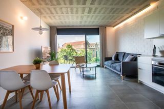 Lloguer Pis  De sant quintí. Acogedora vivienda en guinardó, barcelona con todas las comodida