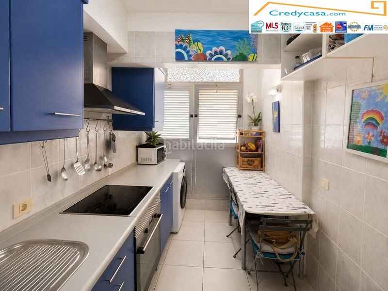 Foto 4b2f9c5c-5f9f-4169-ae25-b0d4dea6e396. Casa adossada amb aparcament a Casco Urbano Adeje