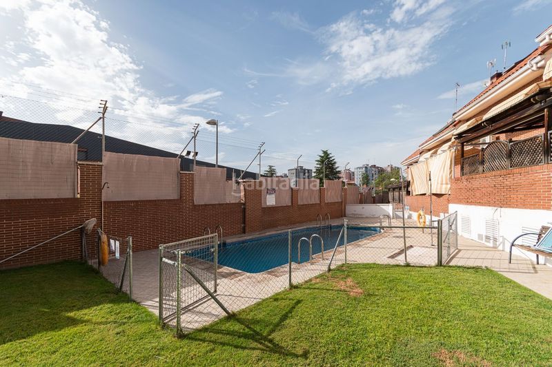 Foto 83103b4e-36fb-4e5e-8a8d-cf7a59e4539b. Casa amb calefacció a La Avanzada-La Cueva Fuenlabrada