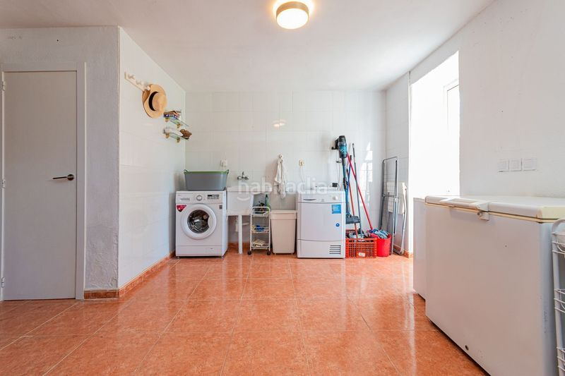 Foto c3cf4b47-56e3-4509-884e-1bc44dfb1e26. Casa amb calefacció a Cerceda