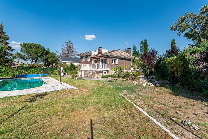 Foto fc9b08d8-e9e9-43c3-ad0a-464232be5b80. Casa amb calefacció a Cerceda