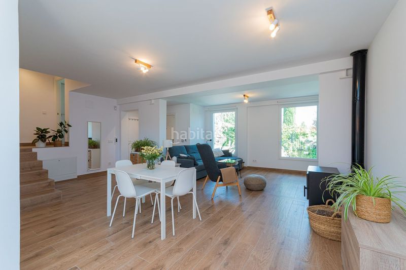 Foto fddeb4ac-3d61-4e5d-960d-4242f9c51862. Casa amb calefacció a Cerceda